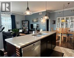 14 SAUNDERS Drive UnitNo. 307 - 11