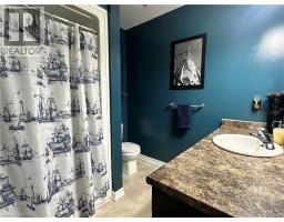 14 SAUNDERS Drive UnitNo. 307 - 25