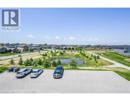 14 SAUNDERS Drive UnitNo. 307 - 34