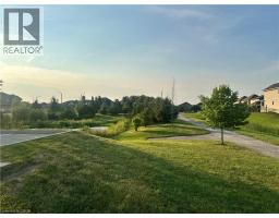 14 SAUNDERS Drive UnitNo. 307 - 37
