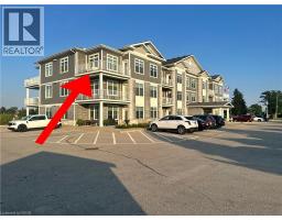 14 SAUNDERS Drive UnitNo. 307 - 4