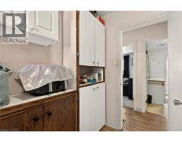 958 HIGHLAND Road E - 22