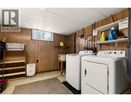 958 HIGHLAND Road E - 36
