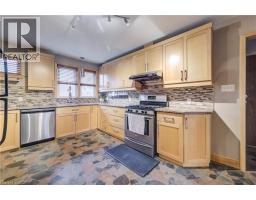 1864 CORONATION Boulevard - 6