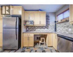 1864 CORONATION Boulevard - 7