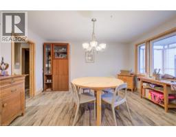 1864 CORONATION Boulevard - 9
