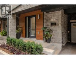2071 GHENT Avenue UnitNo. 3 - 1