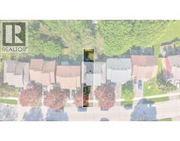 137 DOVERCLIFFE Road - 44