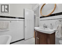 163 HESS Street S - 26