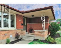212 DOON Road - 4