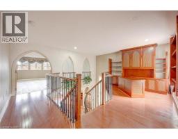 34 FORSYTH Crescent - 24