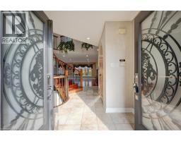 34 FORSYTH Crescent - 4