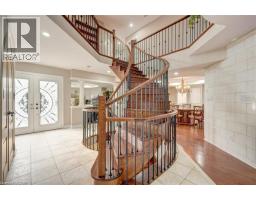 34 FORSYTH Crescent - 7
