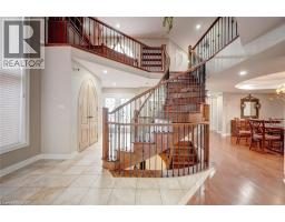 34 FORSYTH Crescent - 8
