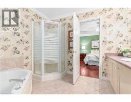 16 GASKIN Avenue - 19