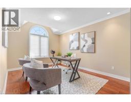 16 GASKIN Avenue - 21