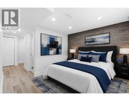 332 WOODWORTH Drive - 33