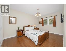 285 SURREY Drive - 22