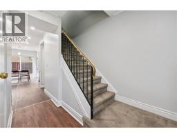 121 UNIVERSITY Avenue E UnitNo. 11 - 15