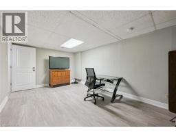 121 UNIVERSITY Avenue E UnitNo. 11 - 26