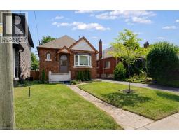 35 BARONS Avenue S - 3