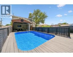 976 GUELPH Street - 28