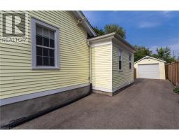 36 WOODLAND Avenue - 39