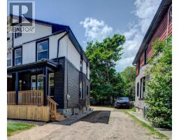 26 RICHARDSON Street - 1