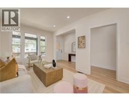 26 RICHARDSON Street - 9