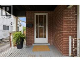 2153 CAROLINE Street - 4