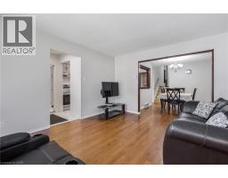 97 UXBRIDGE Crescent - 16