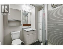 97 UXBRIDGE Crescent - 26