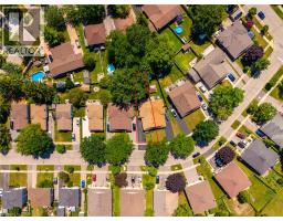 97 UXBRIDGE Crescent - 39