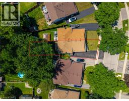 97 UXBRIDGE Crescent - 4