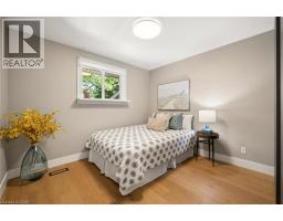 64 WESTBURY Crescent - 20
