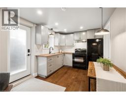 64 WESTBURY Crescent - 37