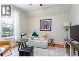 32 SAMUEL Street - 32