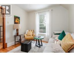 32 SAMUEL Street - 33