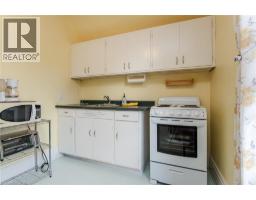 32 SAMUEL Street - 37