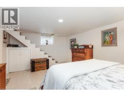 32 SAMUEL Street - 44