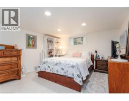 32 SAMUEL Street - 45
