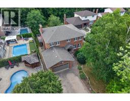 339 KINGSWAY Place - 44