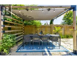 6 MAYS Crescent - 42