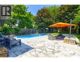 6 MAYS Crescent - 43