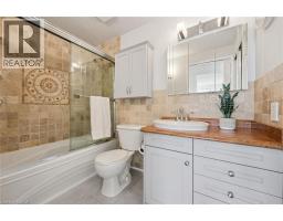 54 GREEN VALLEY Drive UnitNo. 13 - 21