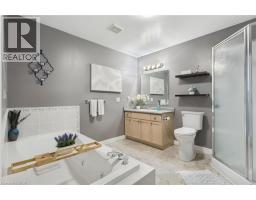 915 ST GEORGE Street - 14