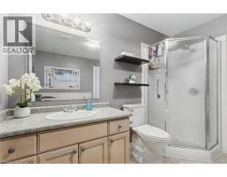 915 ST GEORGE Street - 15