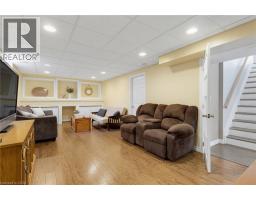 915 ST GEORGE Street - 16