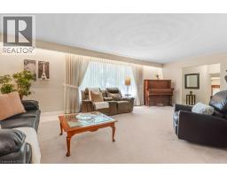 11 GREY OWL Drive - 19