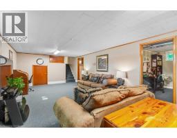 11 GREY OWL Drive - 34